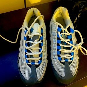 Big Kid Air Maxx 97 Great conditionWorn  3 times